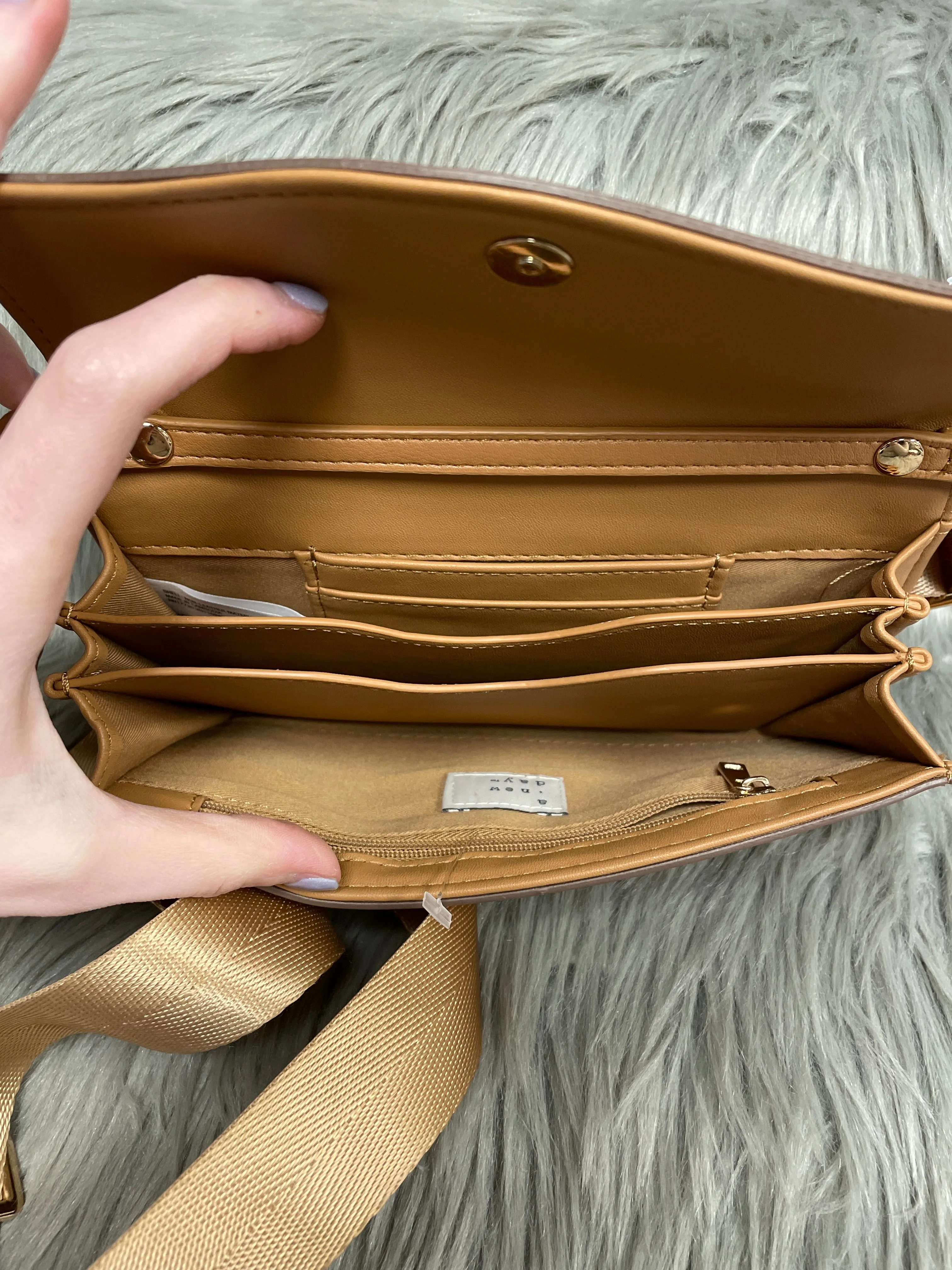 Crossbody By A New Day, Size: Small