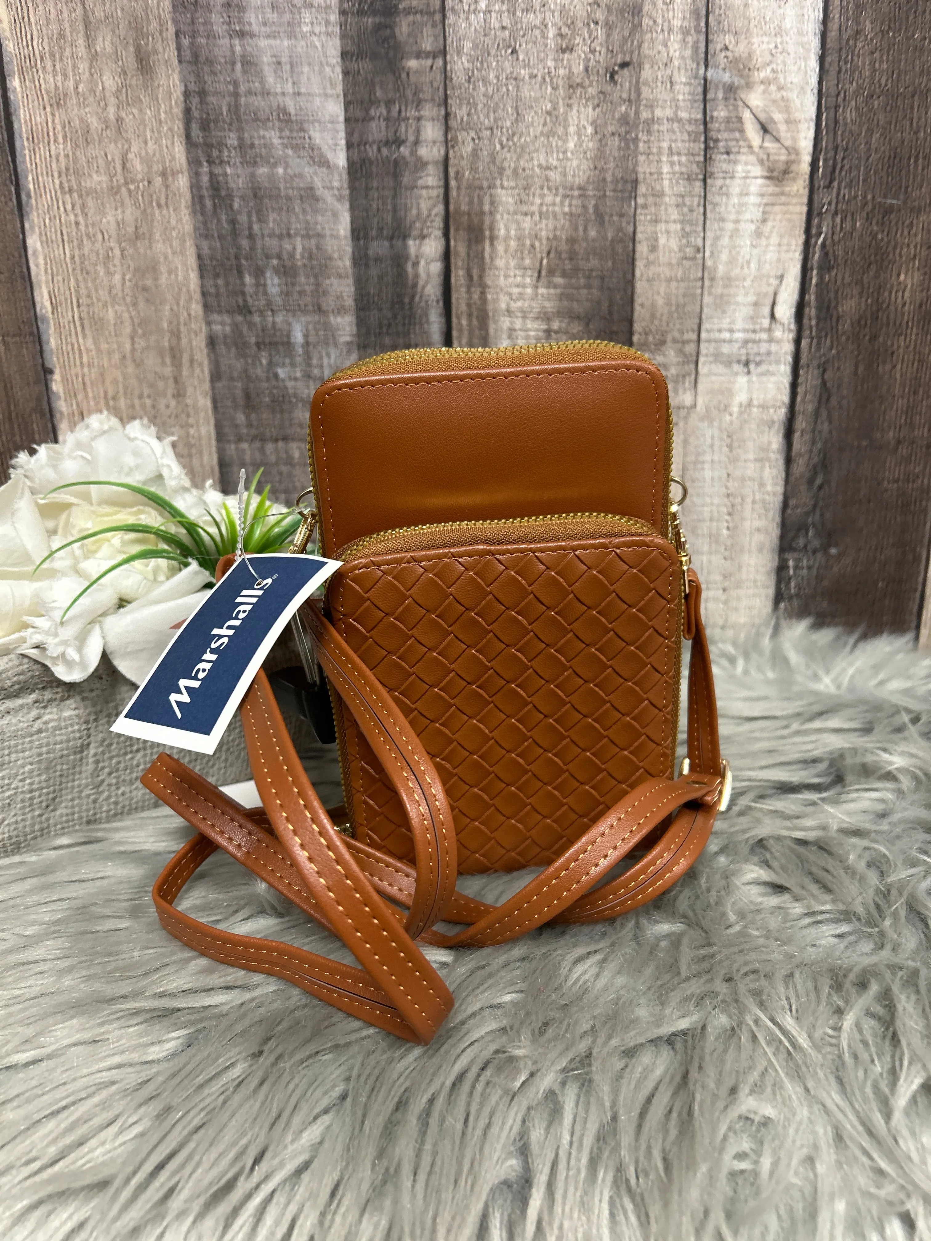 Crossbody By Cme, Size: Small