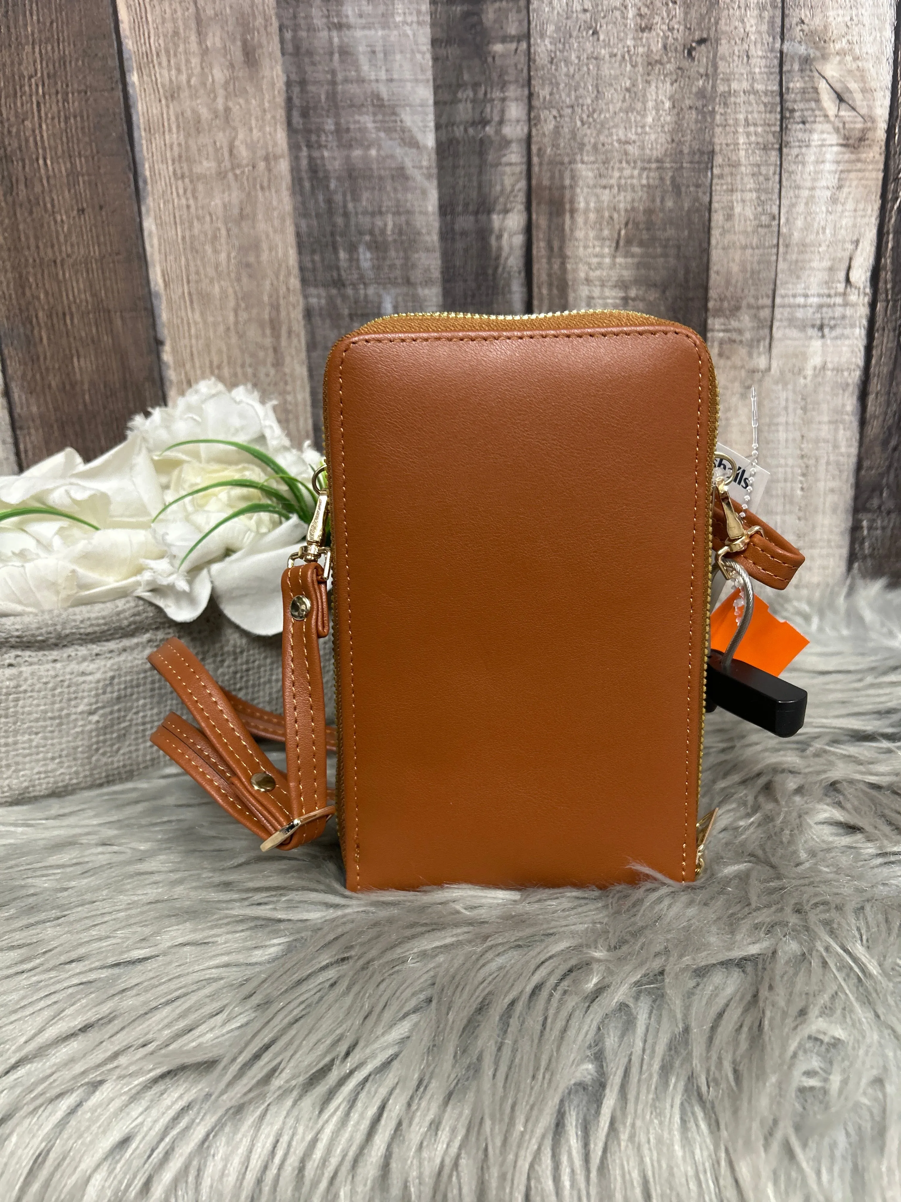 Crossbody By Cme, Size: Small