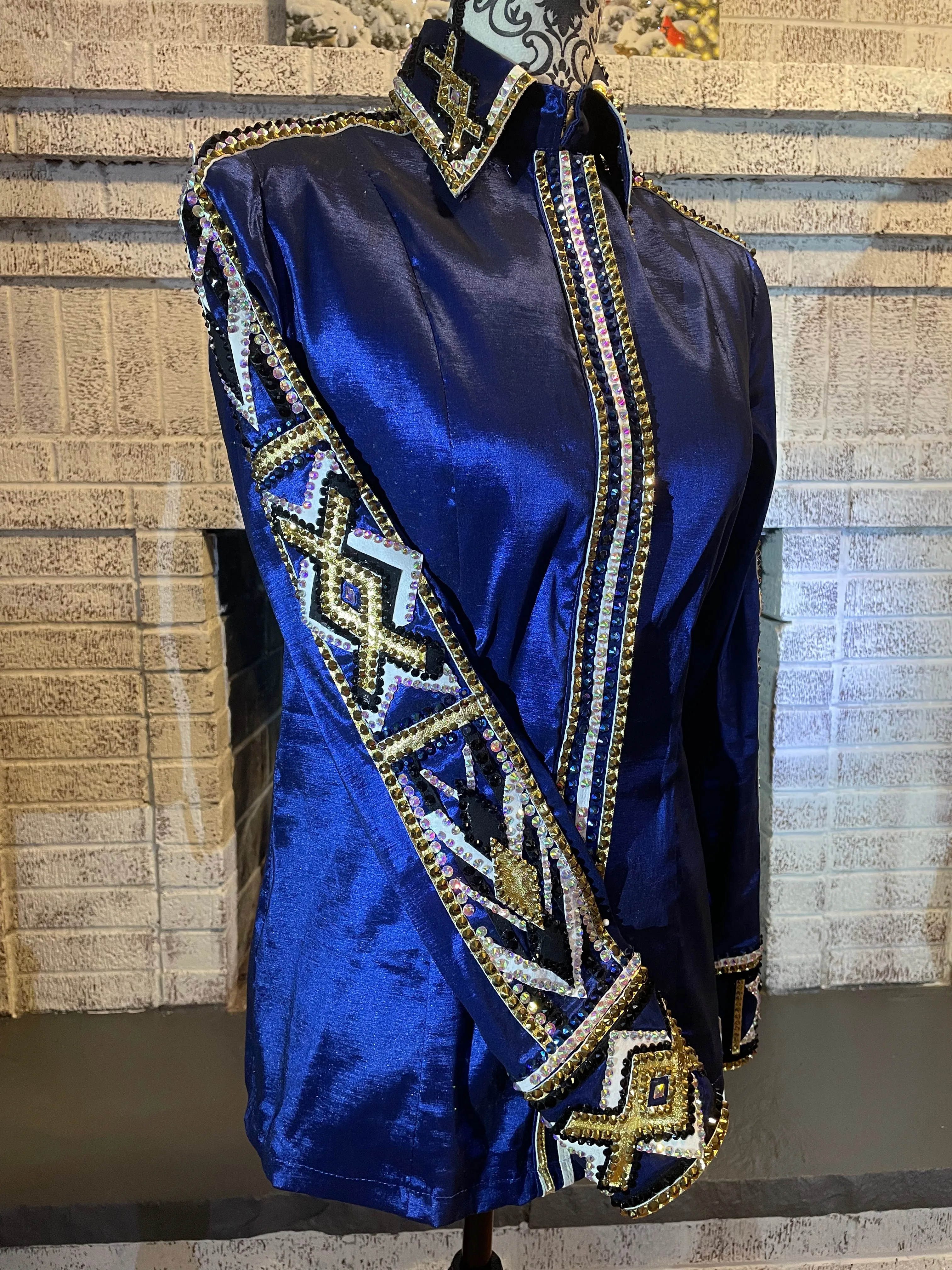 KM Enterprises Small day shirt on consignment