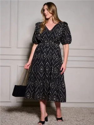PLUS SIZE SHORT SLEEVE V-NECK ELASTIC WAIST DETAILED MAXI DRESS
