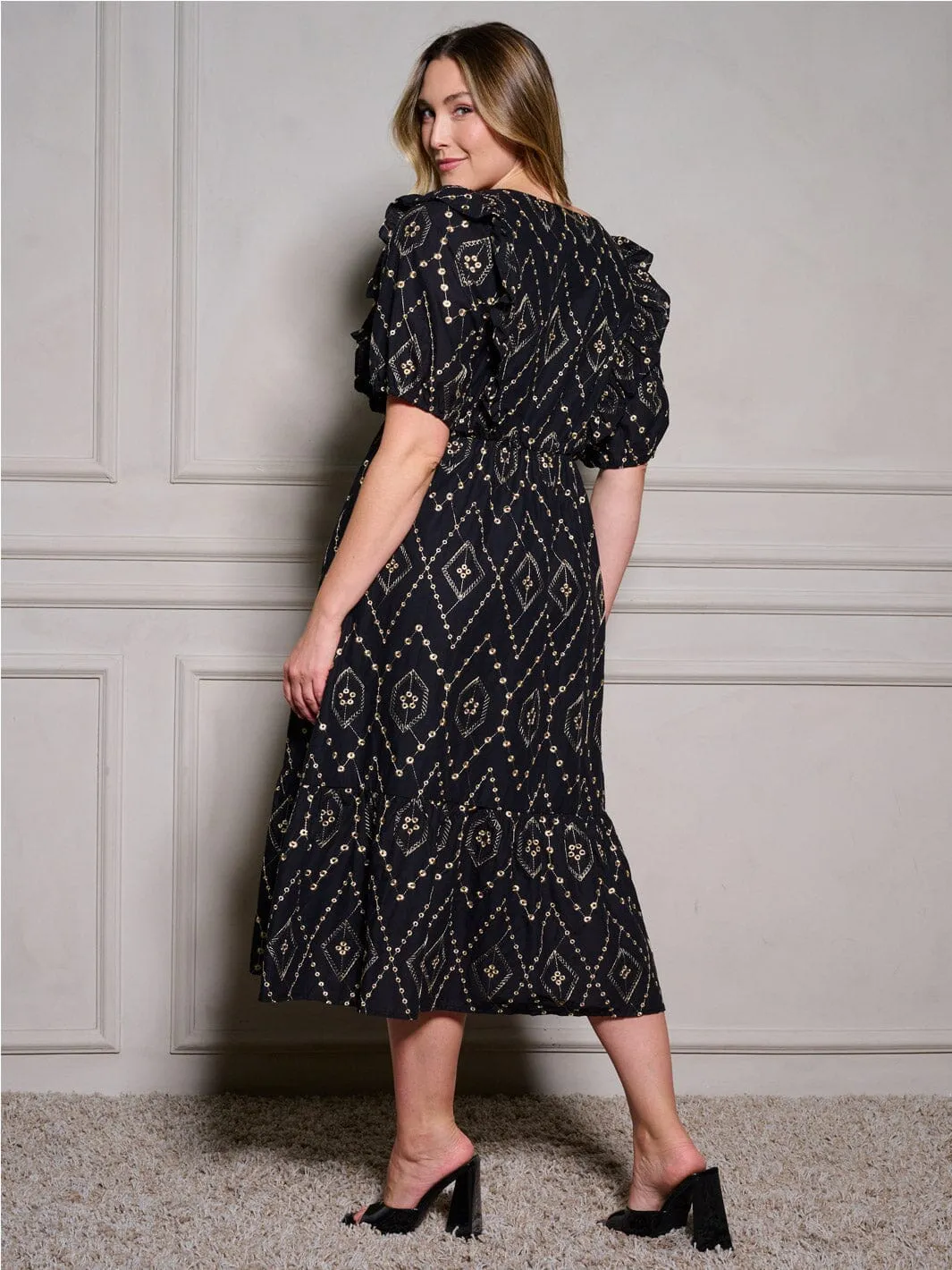 PLUS SIZE SHORT SLEEVE V-NECK ELASTIC WAIST DETAILED MAXI DRESS