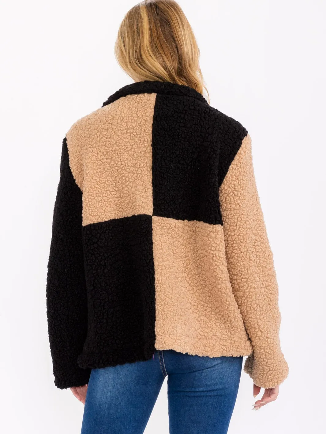 WOMEN'S LONG SLEEVE BUTTON CLOSURE FRONT POCKETS COLORBLOCK SHERPA JACKET