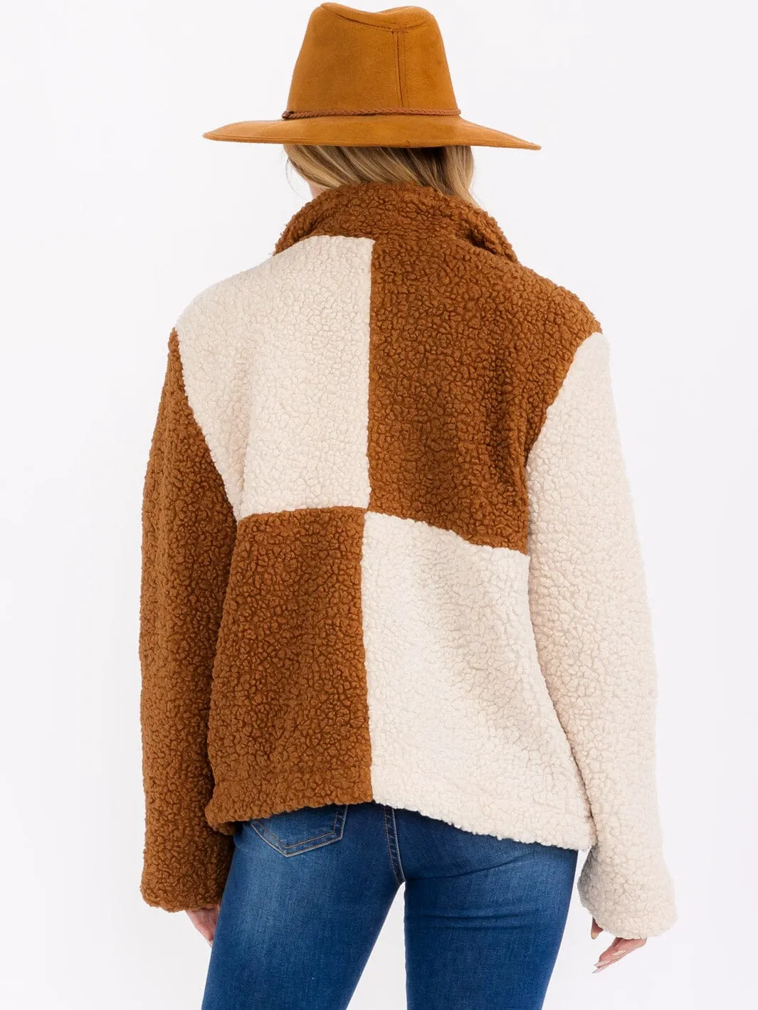 WOMEN'S LONG SLEEVE BUTTON CLOSURE FRONT POCKETS COLORBLOCK SHERPA JACKET