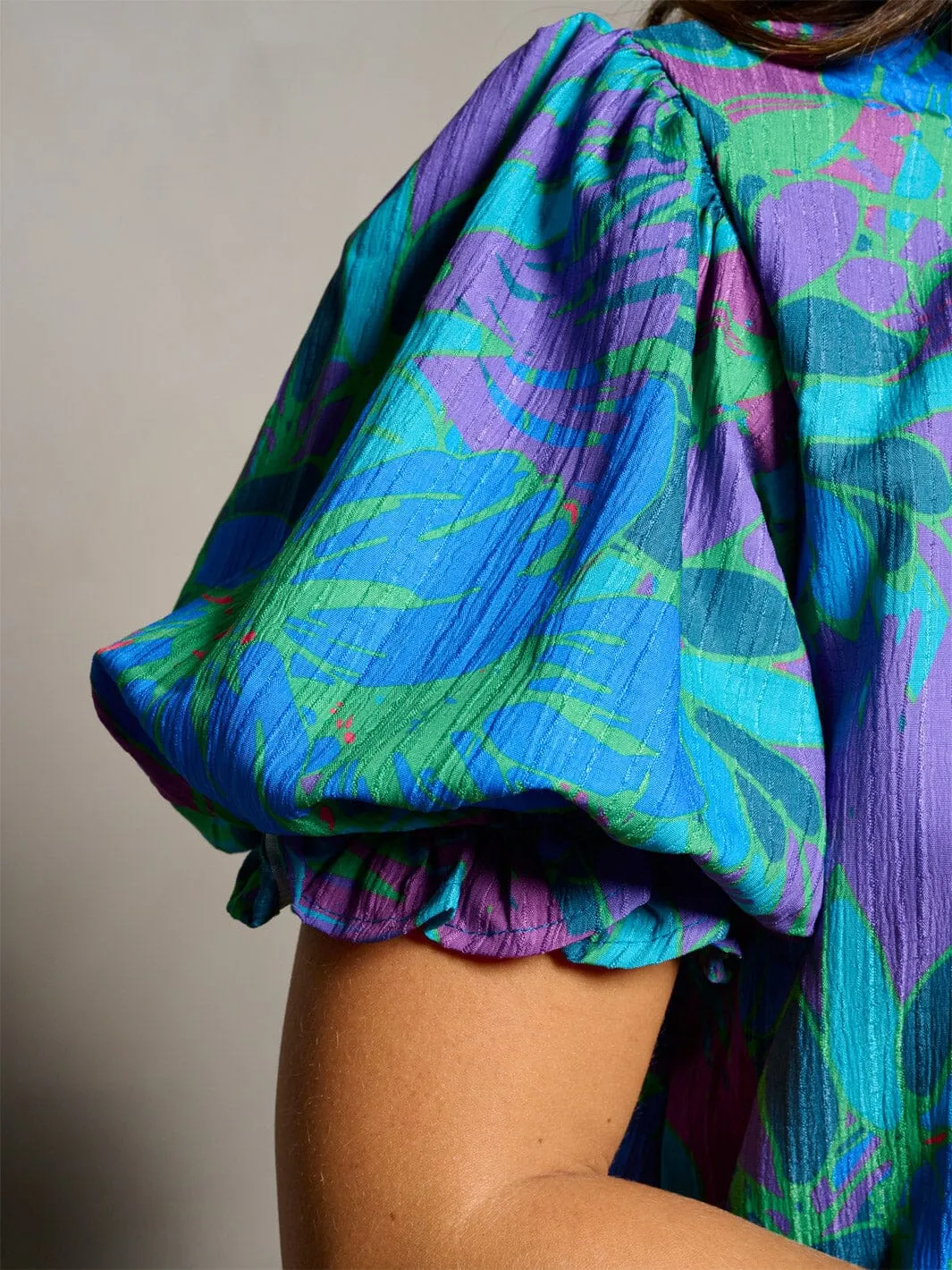 WOMEN'S SHORT PUFF SLEEVE MOCK NECK FLORAL PRINT MINI DRESS